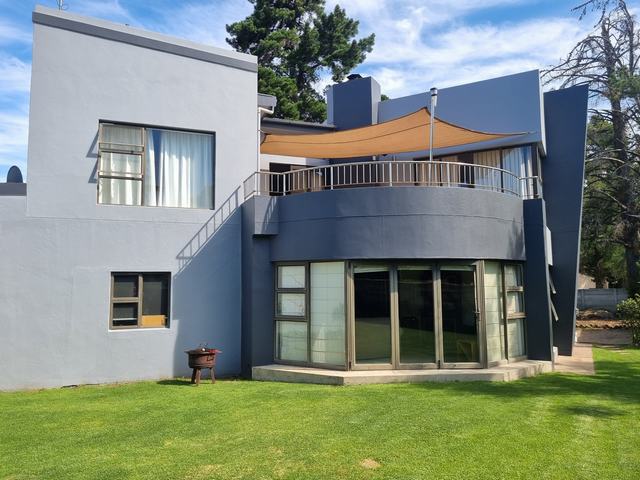 4 Bedroom Property for Sale in Ceres Western Cape
